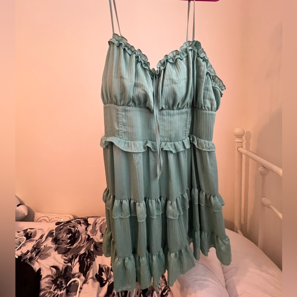 Wild Fable short ruffled cute foam green dress!!!